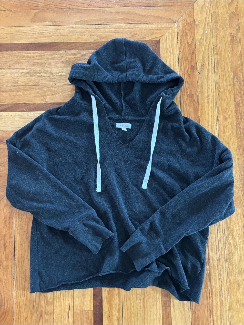 Colsie Black V-Neck Hooded Pullover with Light Drawstrings
